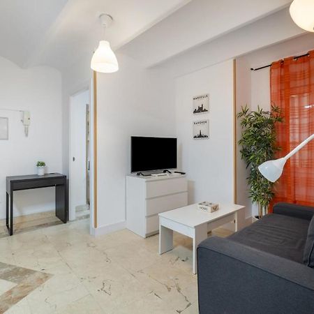 2 Bedroom 1 Bathroom Furnished - Sol - Cozy Vintage - Mintystay Madrid Exteriér fotografie
