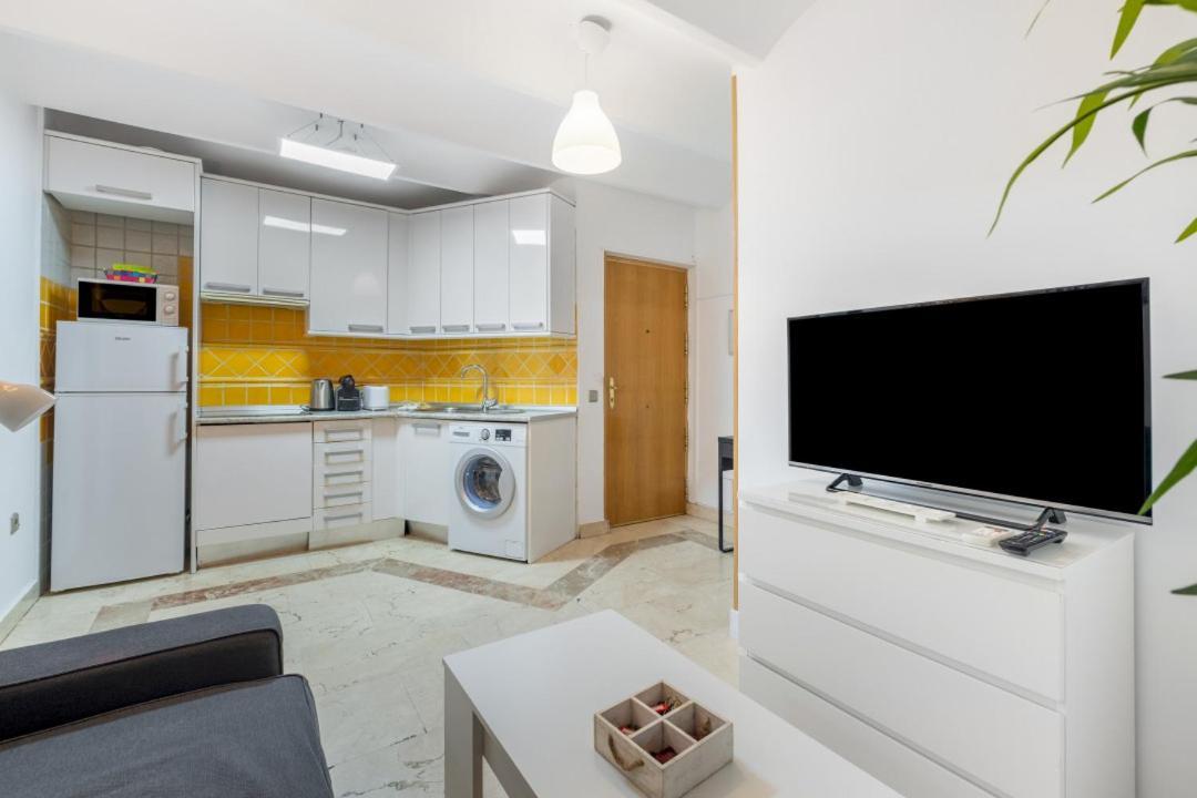 2 Bedroom 1 Bathroom Furnished - Sol - Cozy Vintage - Mintystay Madrid Exteriér fotografie