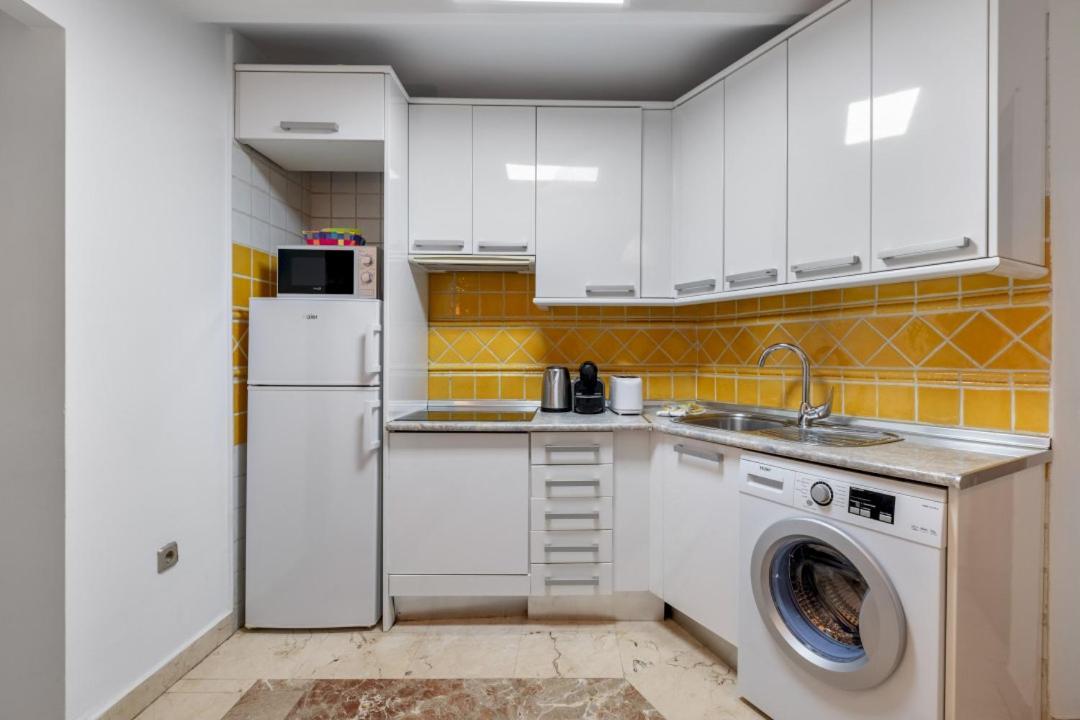 2 Bedroom 1 Bathroom Furnished - Sol - Cozy Vintage - Mintystay Madrid Exteriér fotografie