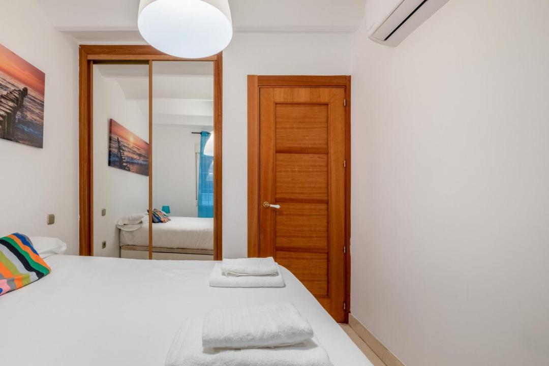 2 Bedroom 1 Bathroom Furnished - Sol - Cozy Vintage - Mintystay Madrid Exteriér fotografie